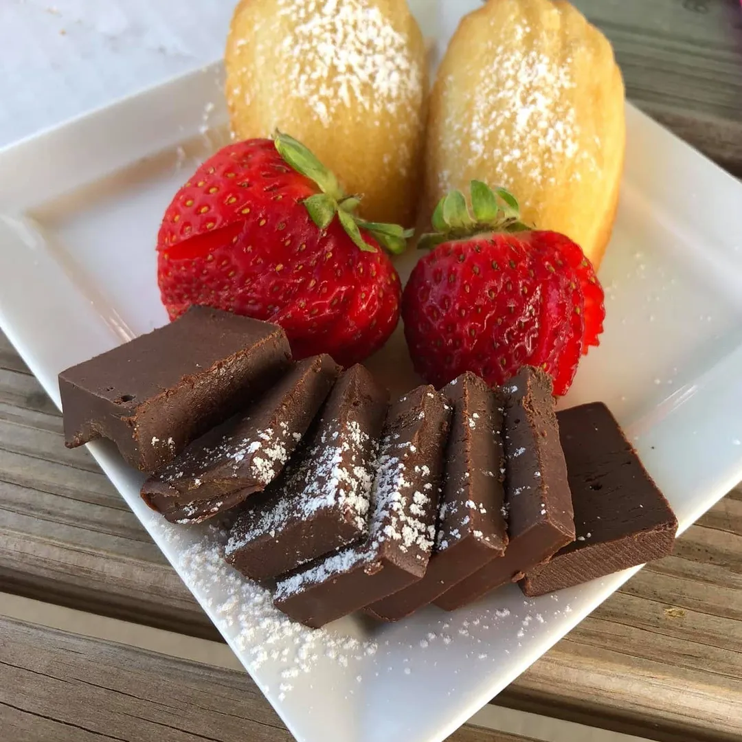 Dark Chocolate 1/2 lb. Fudge Bar