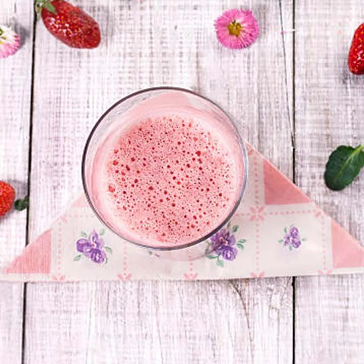 Freeze-Dried Strawberry Powder For Smoothies and Baking - Strawberry Smoothie - No Additives