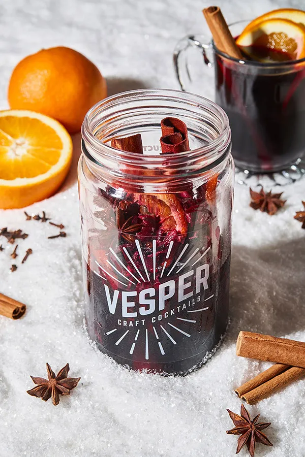 Holiday - 32 oz Cocktail / Mocktail Mixer - Mulled Wine