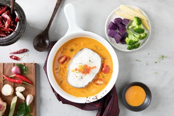 Thai Red Curry Sauce 9.8 Fl oz