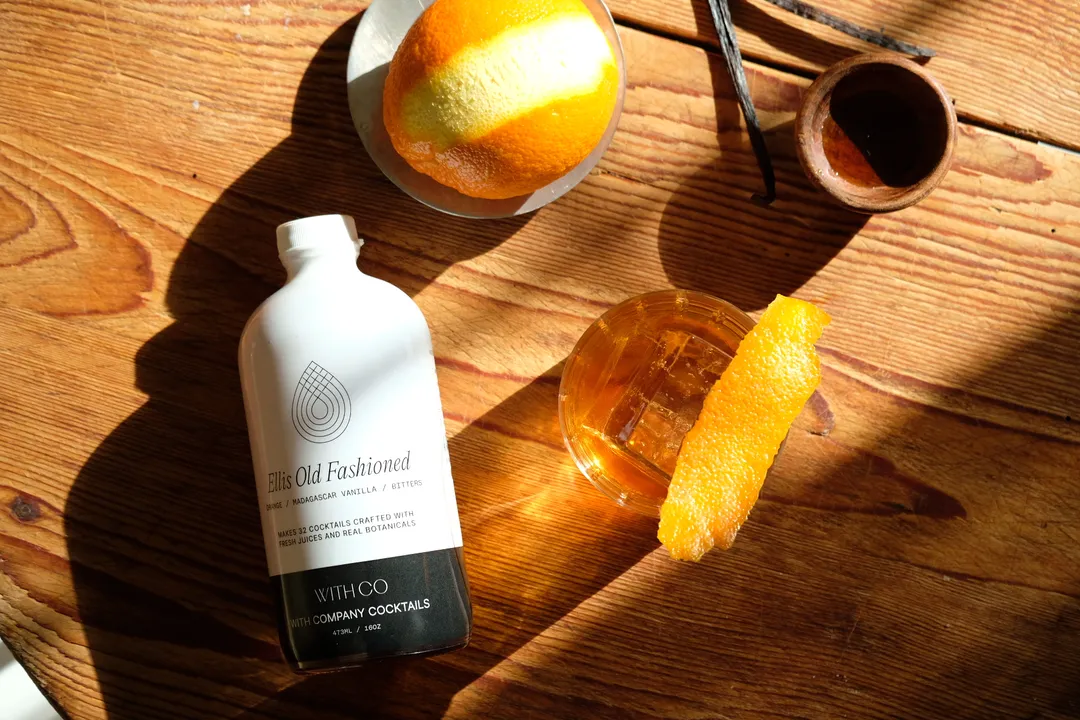 16oz Ellis Old Fashioned Mix (Makes 32 drinks - Madagascar Vanilla, Angostura Bitters, Orange, Cinnamon)