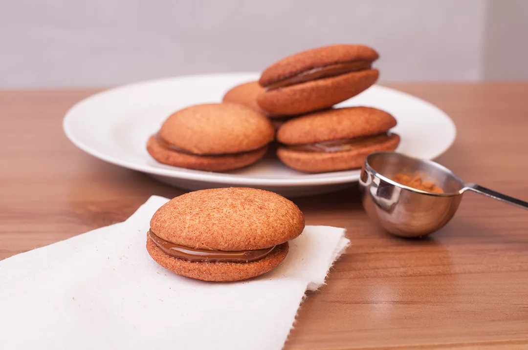 Snickerdoodle Alfajores Cookies - Box of 8