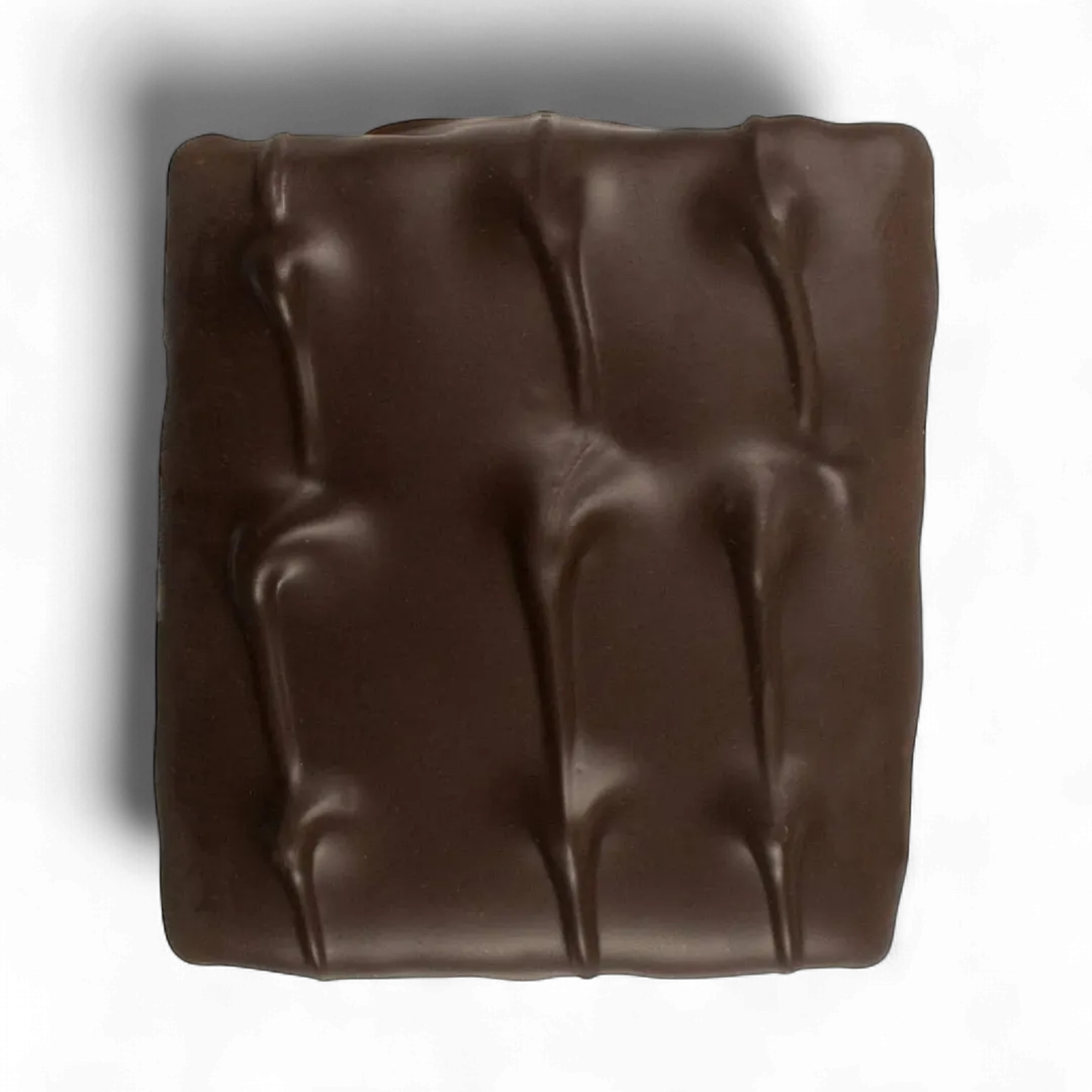 Famous Pacific Chocolate Graham Cracker Tub Shelf Pack