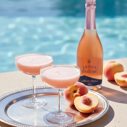 Lyre's Classico Rose Non-Alcoholic Spirit Alternative