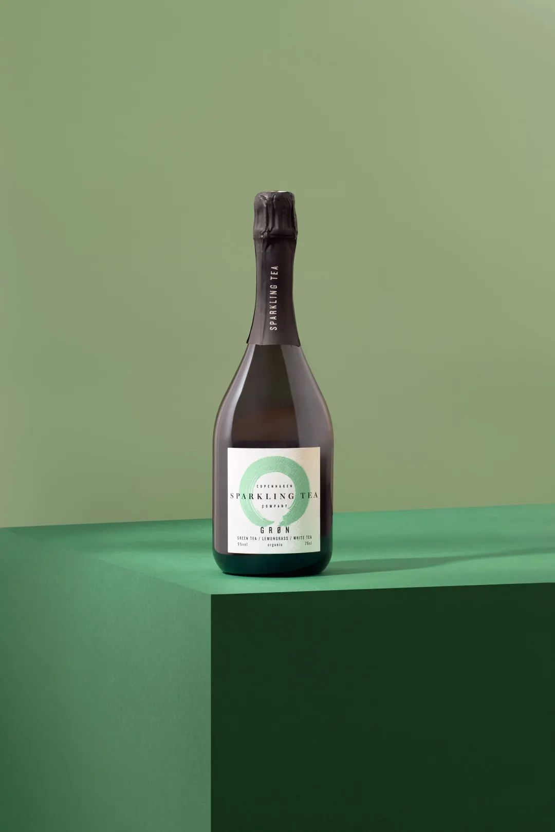 Copenhagen Sparkling Tea LYSEGRØN - Non-Alcoholic Tea Blend (Organic, 0.0%, 750ml)