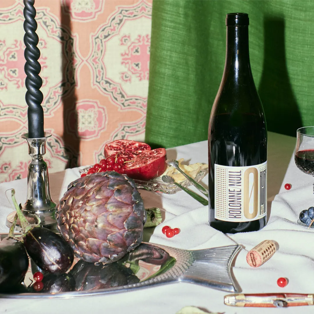 Kolonne Null Cuvee Rouge No. 3, Non-Alcoholic Red Wine | Red Fruits, Spices, and Light Oak | Dealcoholized with Grapes from France 25.4 fl oz (<0.5% ABV, 750ml)