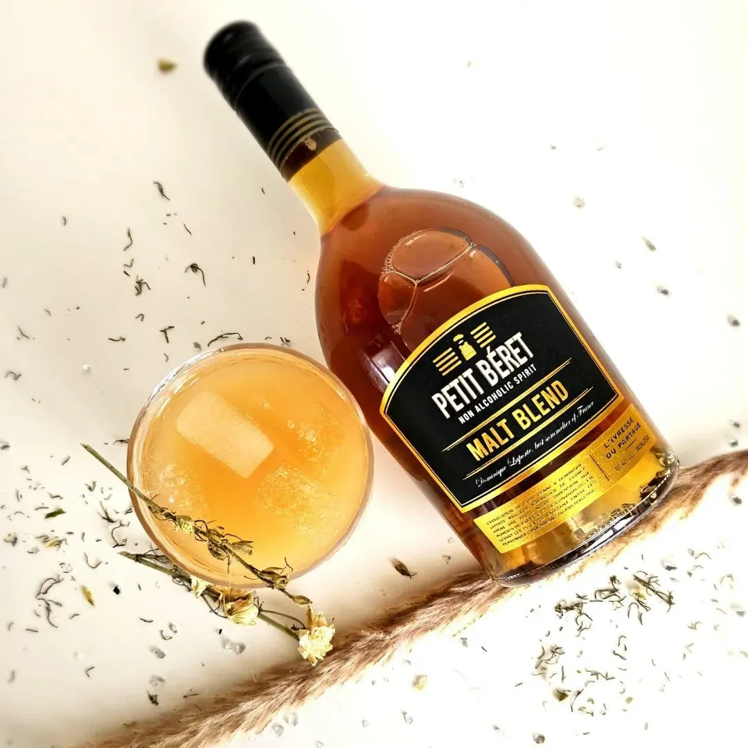 Le Petit Beret Malt Blend Non-Alcoholic Whiskey Spirit (0.0% ABV, France)