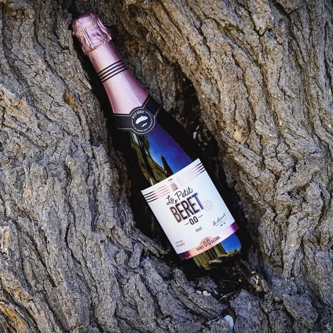 Le Petit Beret Rose Sparkling Non-Alcoholic Wine (0.0%, France)