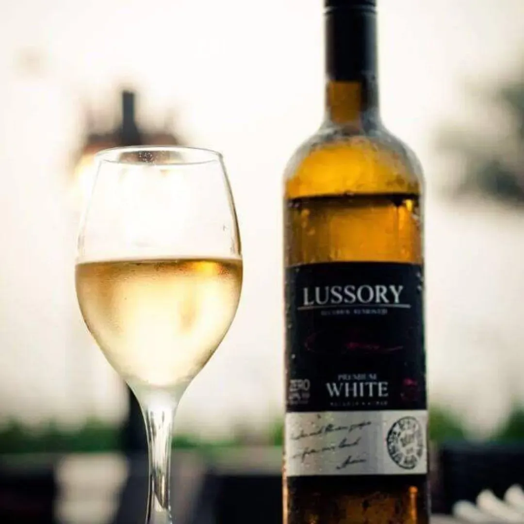 Lussory Premium Airen Non-Alcoholic White Wine