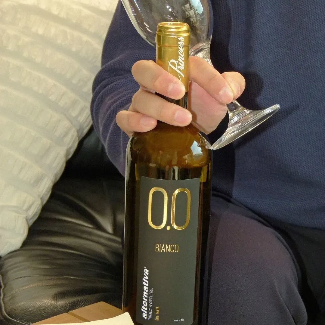 Princess Alternativa Bianco Dry Non-Alcoholic White Wine (0.0% ABV, Italy)