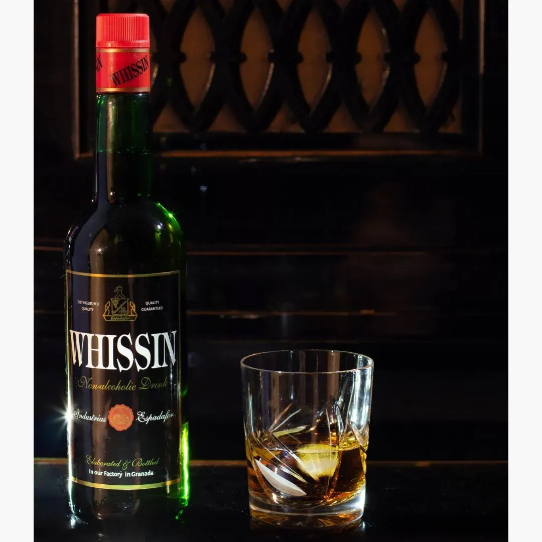 WHISSIN Non-Alcoholic Whiskey Alternative 