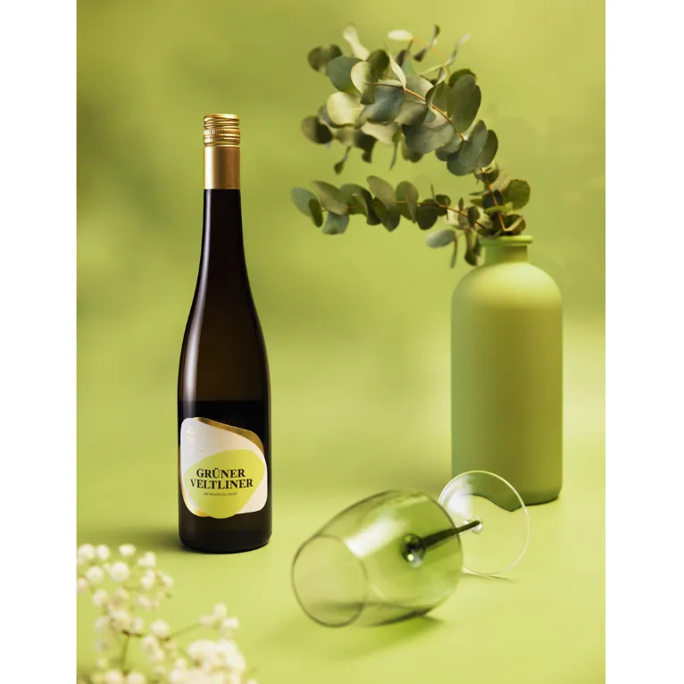 ZERONIMO - Grüner Veltliner 2023 (NA White 750mL)