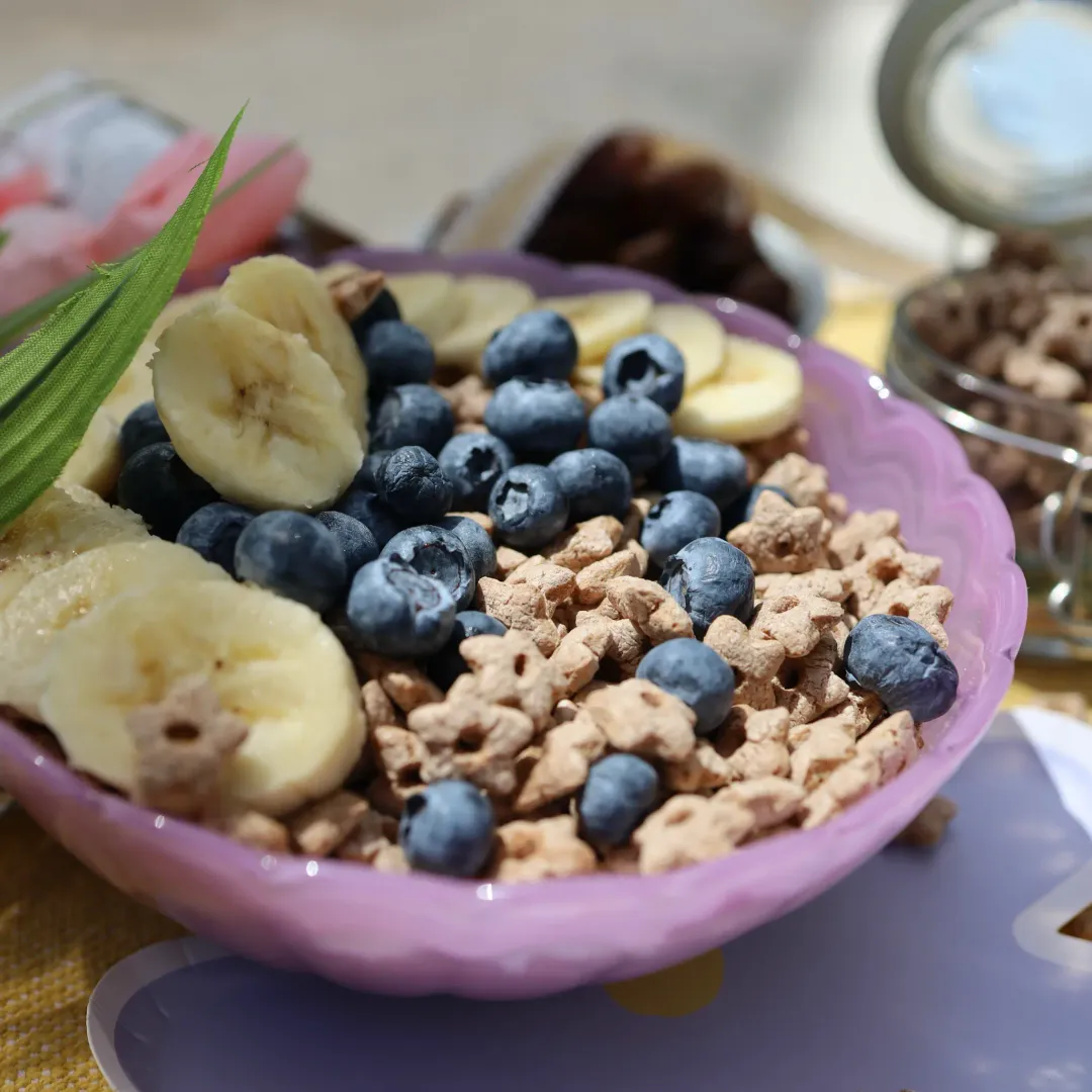 Awsum Snacks Organic Quinoa, Cocoa, Raw Coconut Sugar Cereal